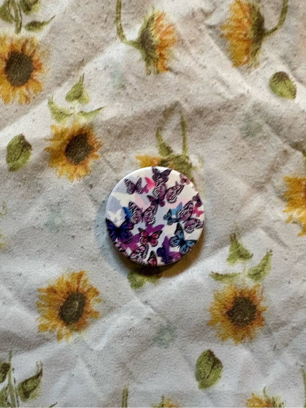 Butterfly Popsocket top